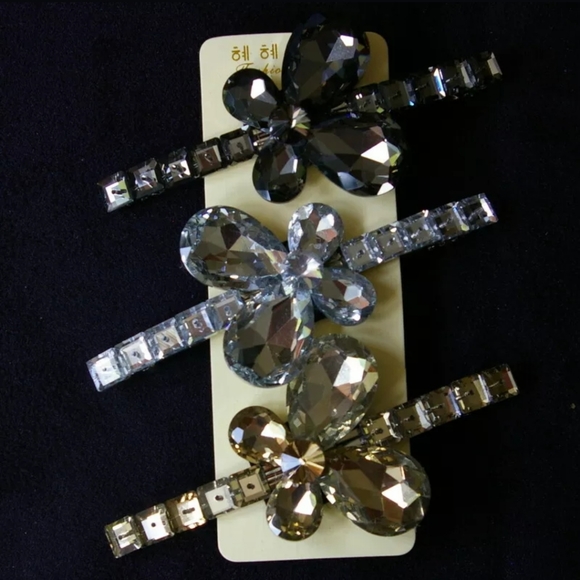 Fashion Jewelry Accessories - 3 Butterfly Barrettes Plastic Rhinestones 4"